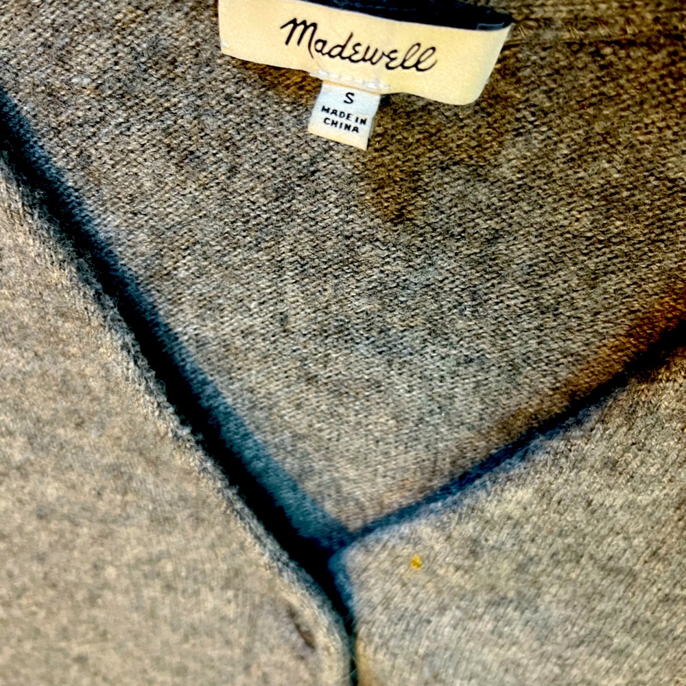 Madewell Gray Cardigan, Tortoiseshell buttons, Size Small
